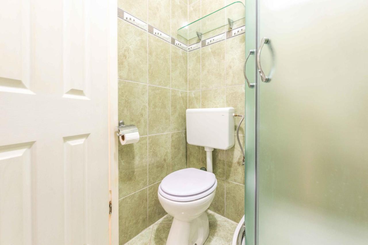 Apartment Hannah Новаля Екстер'єр фото