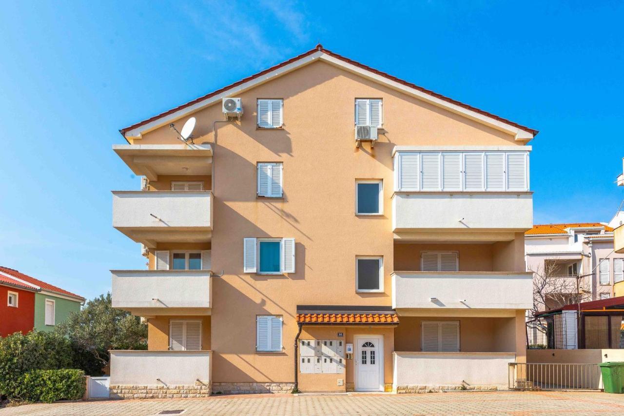 Apartment Hannah Новаля Екстер'єр фото